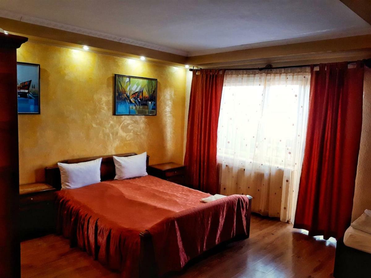Motel Perla Sigheteana Máramarossziget Kültér fotó